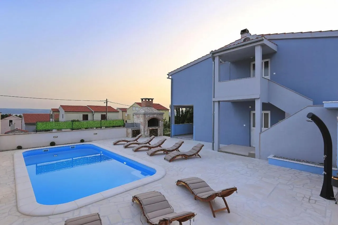 Villa M Maslenica 0*,  Croatia