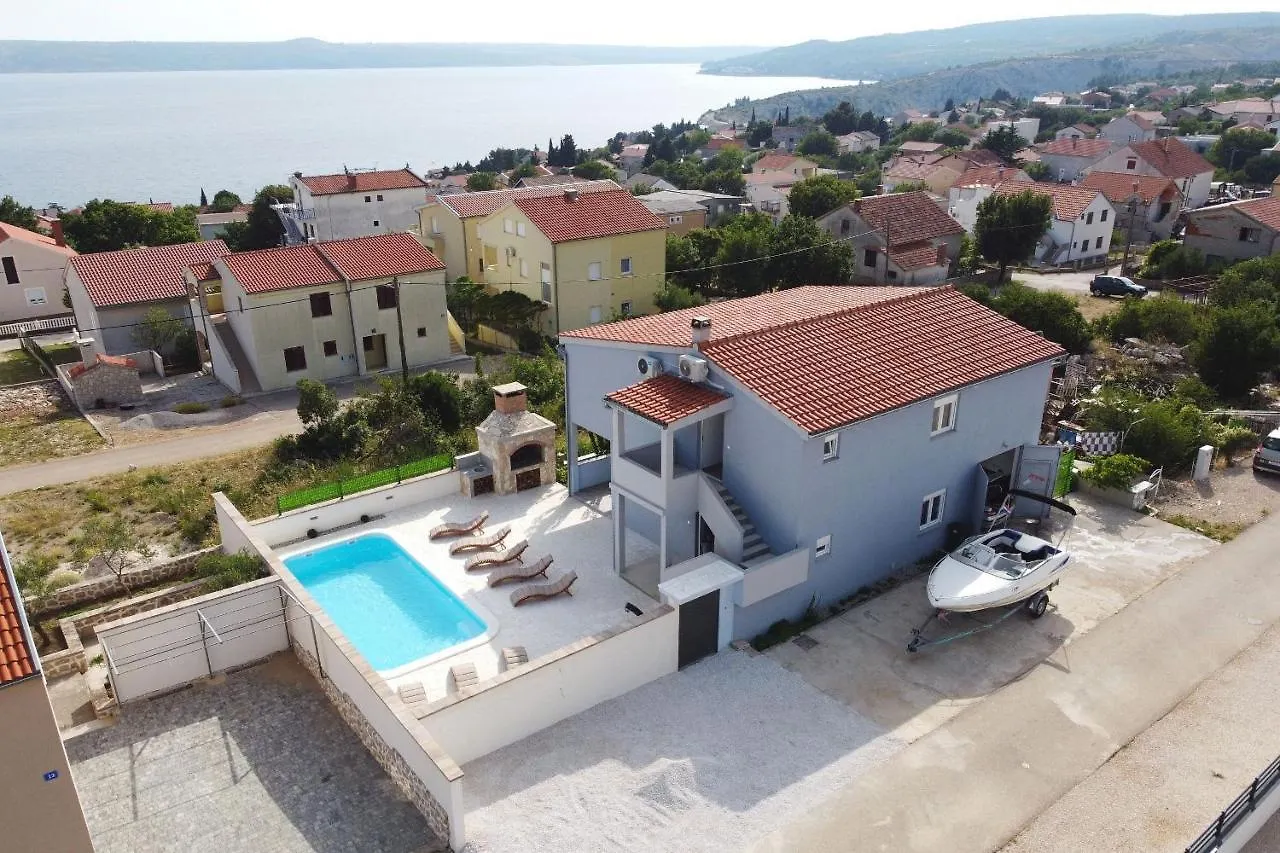 Villa M Maslenica Croatia